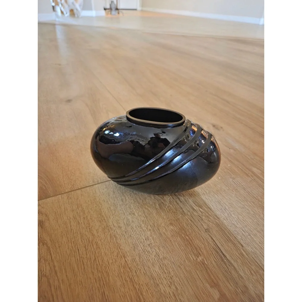 Two's Company 1983 Black Handblown Glass Vase Ribbed Art Deco 4